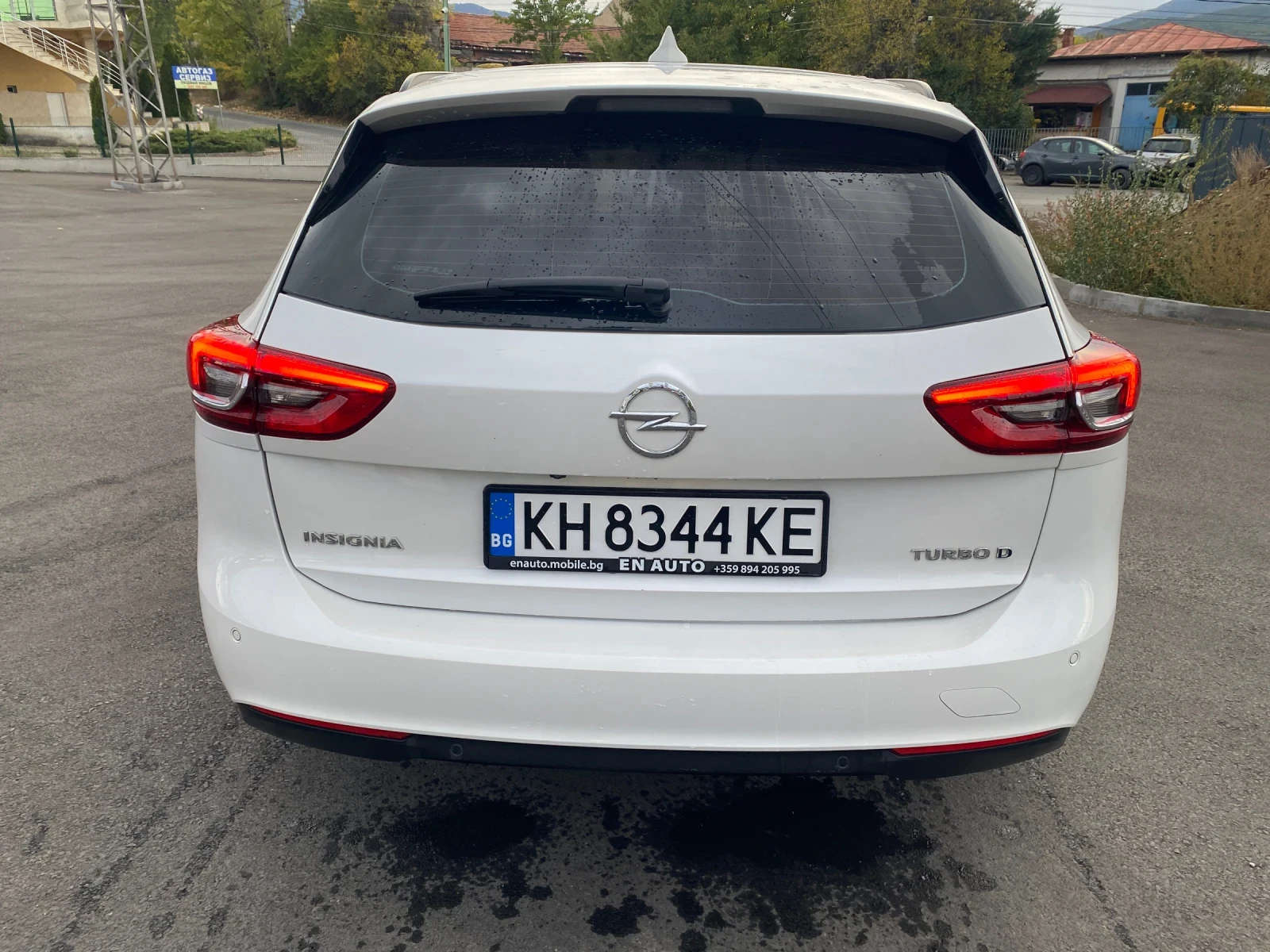 Opel Insignia 2.0 Sport, снимка 6 - Автомобили и джипове - 56561700