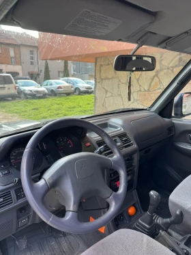 Mitsubishi Pajero 2.8 TD - 4000 € / 7823.32 лв. - 87054472 3