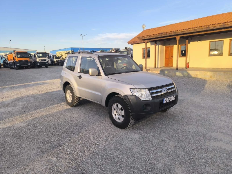 Mitsubishi Pajero 3.2D, снимка 1 - Автомобили и джипове - 47838831