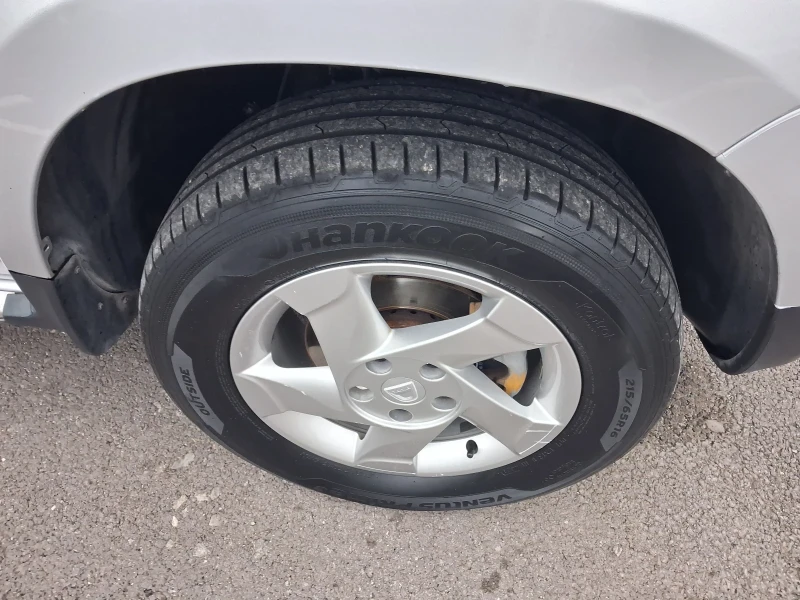 Dacia Duster 1.5DCI---153.000km, снимка 7 - Автомобили и джипове - 52449164