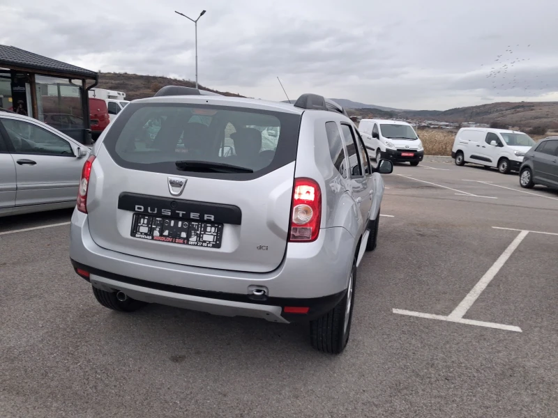 Dacia Duster 1.5DCI---153.000km, снимка 5 - Автомобили и джипове - 52449164