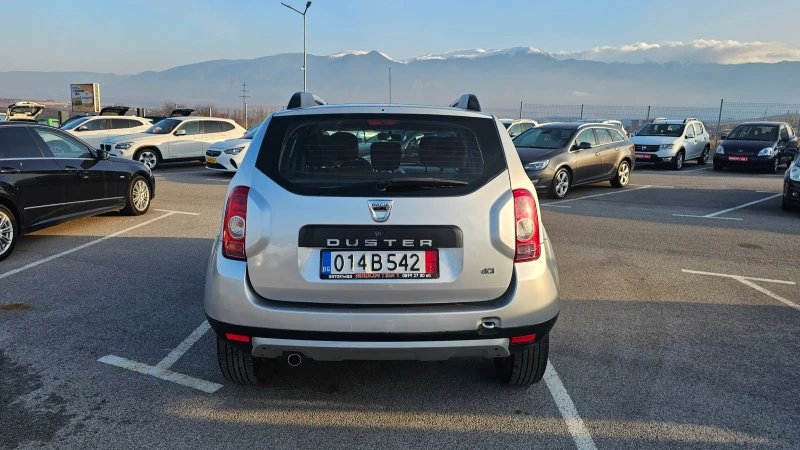 Dacia Duster 1.5DCI---153.000km, снимка 5 - Автомобили и джипове - 52449164