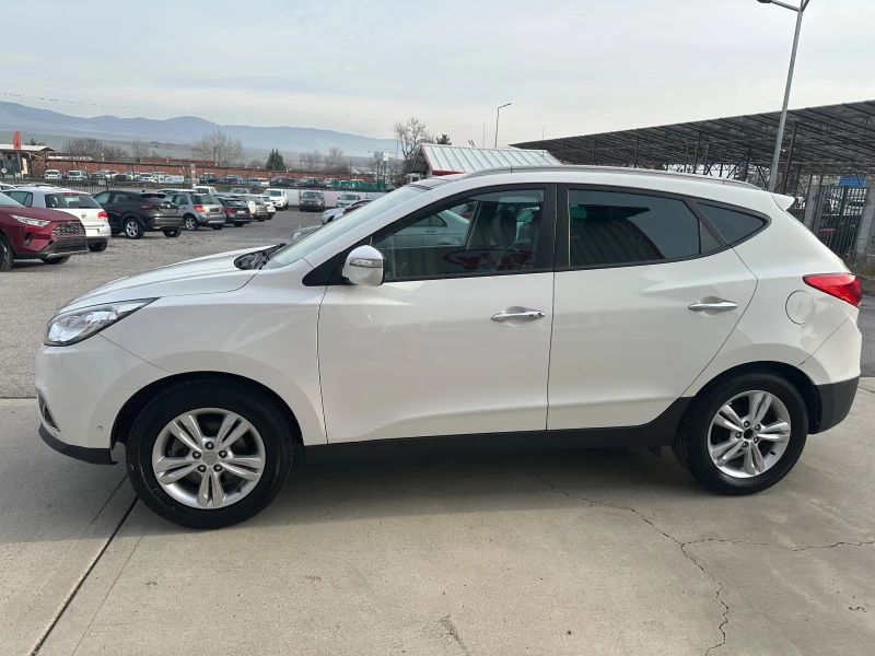 Hyundai IX35 1.7CRDi SENSATION, снимка 3 - Автомобили и джипове - 52924615