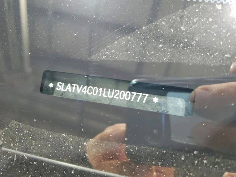 Rolls-Royce Cullinan, снимка 13 - Автомобили и джипове - 53499899