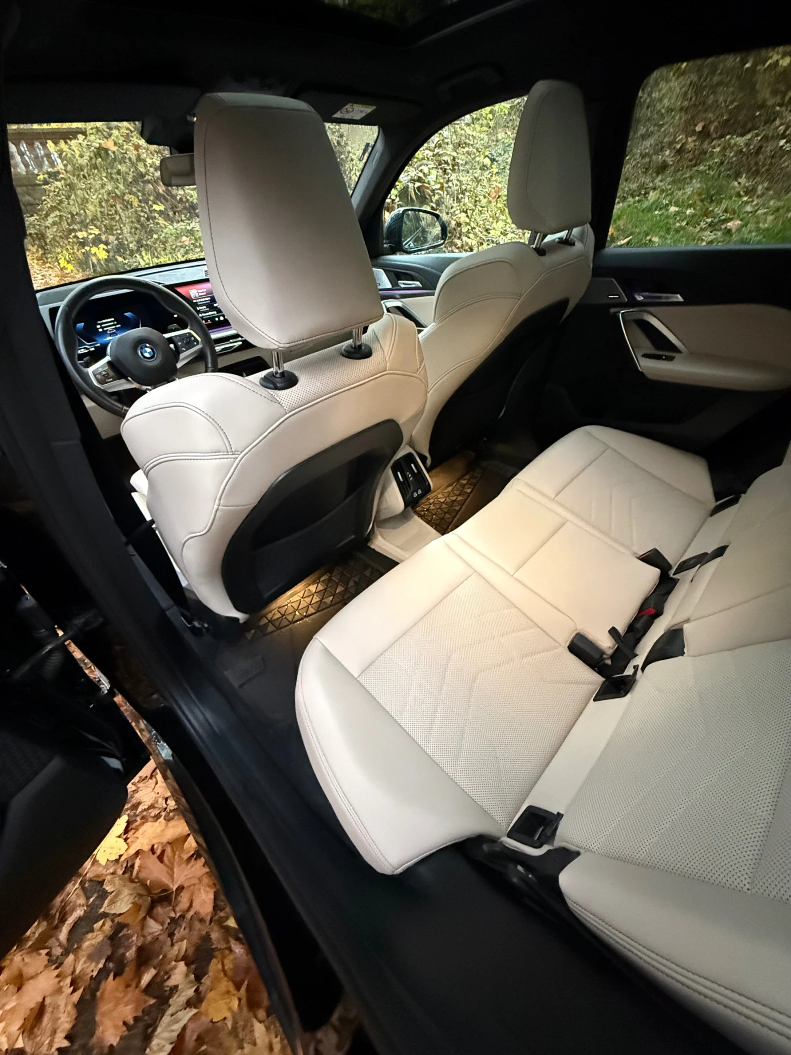 BMW X1 Xdrive 30e Plug in Гаранционен - изображение 10