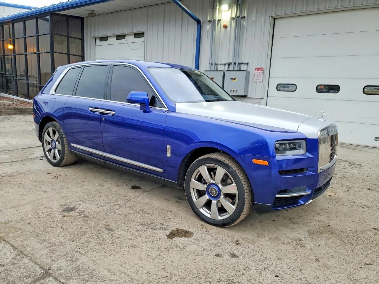 Rolls-Royce Cullinan  - изображение 3
