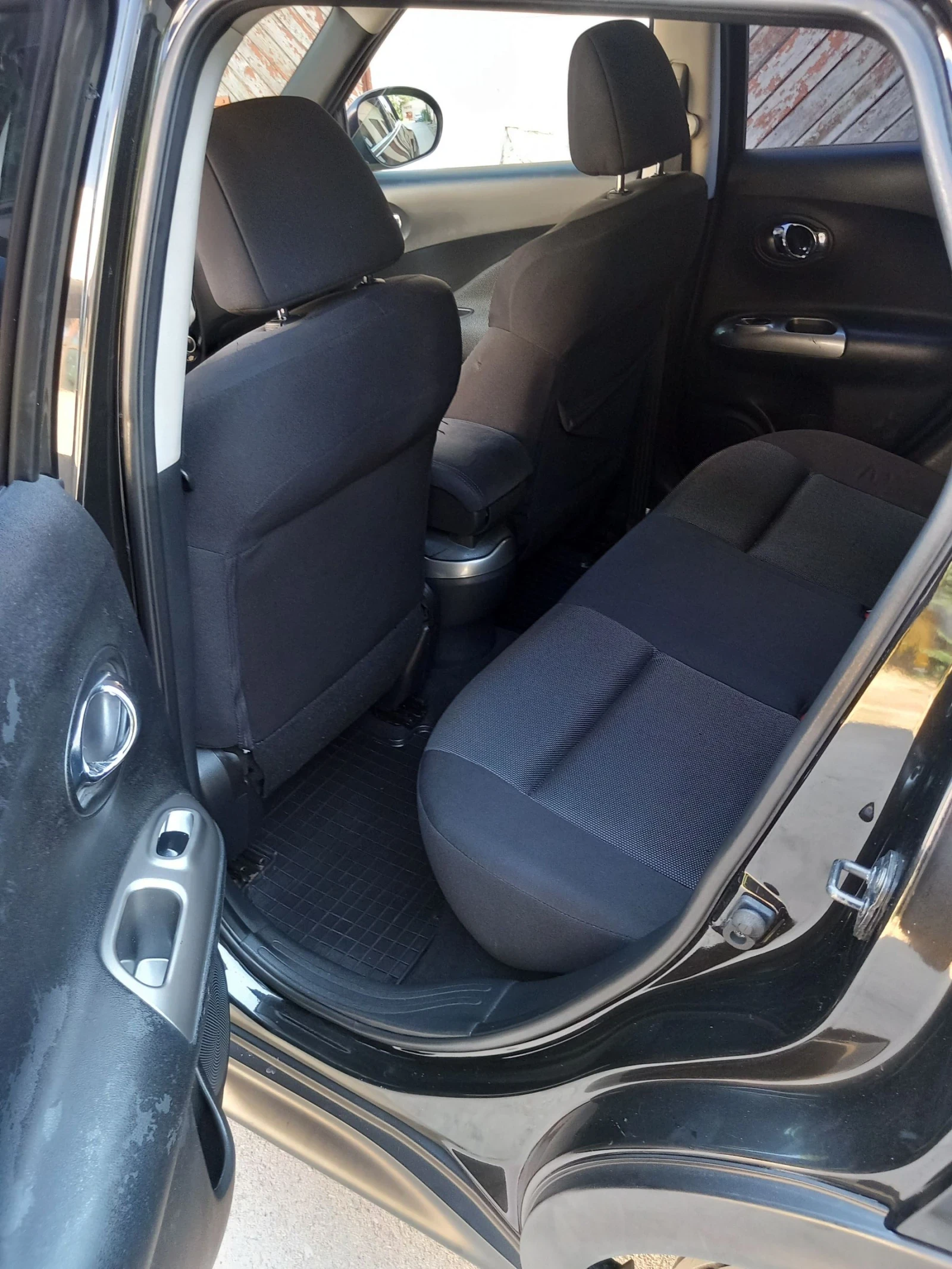 Nissan Juke Газ, снимка 8 - Автомобили и джипове - 53720632