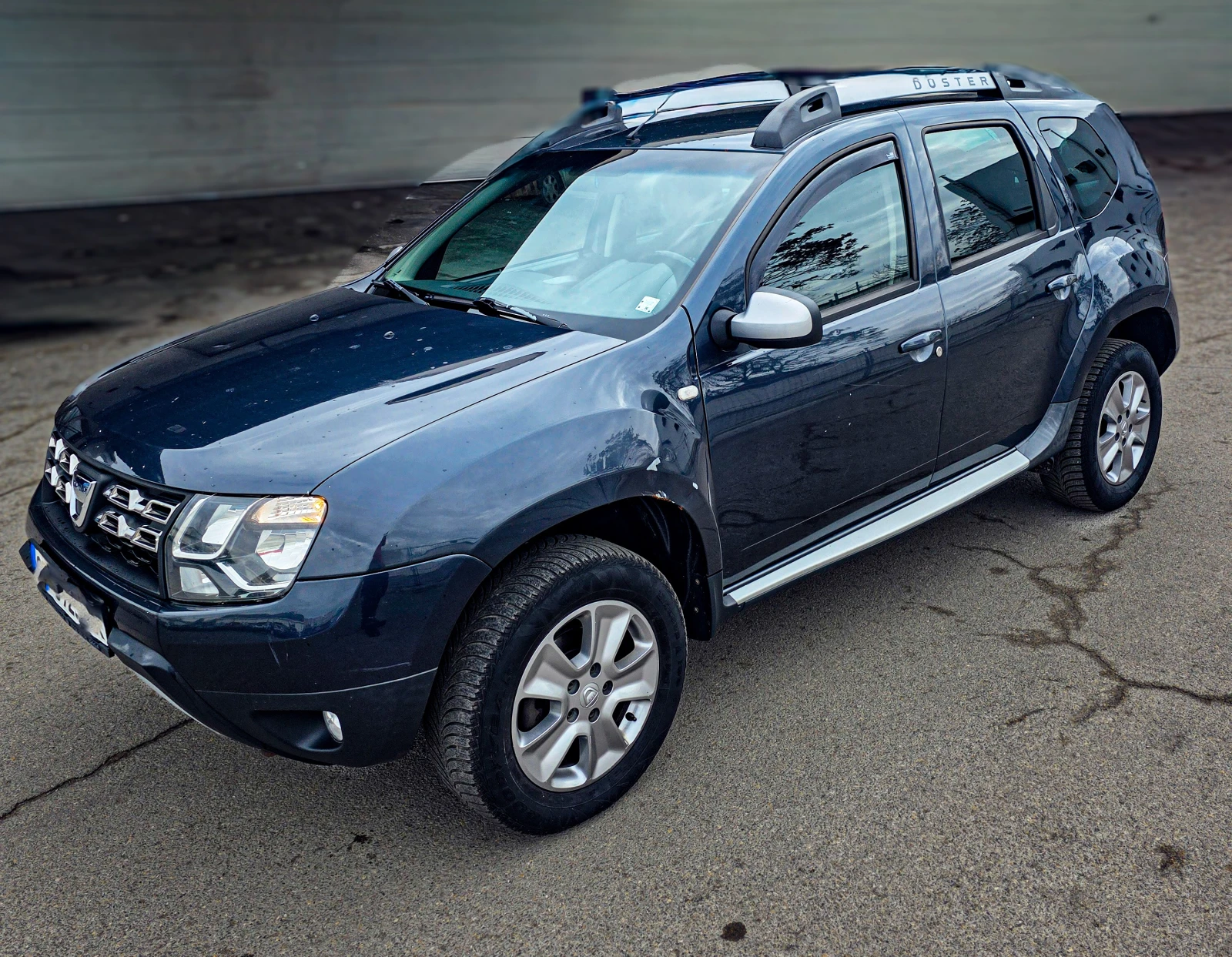 Dacia Duster, снимка 2 - Автомобили и джипове - 54027431