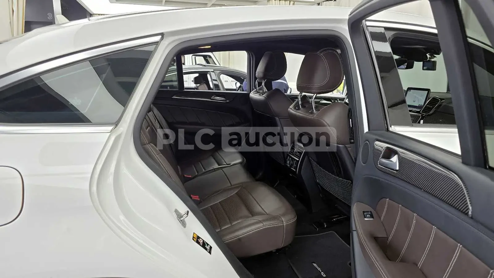 Mercedes-Benz GLE 63 S AMG 2019* HARMAN* 360* ОБДУХ* КРАЙНА ЦЕНА* 55934 КМ, снимка 14 - Автомобили и джипове - 54058938