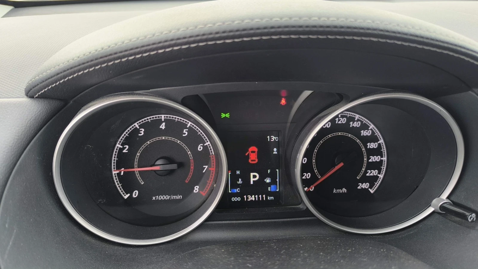 Mitsubishi Outlander 2.4i , снимка 9 - Автомобили и джипове - 54153735