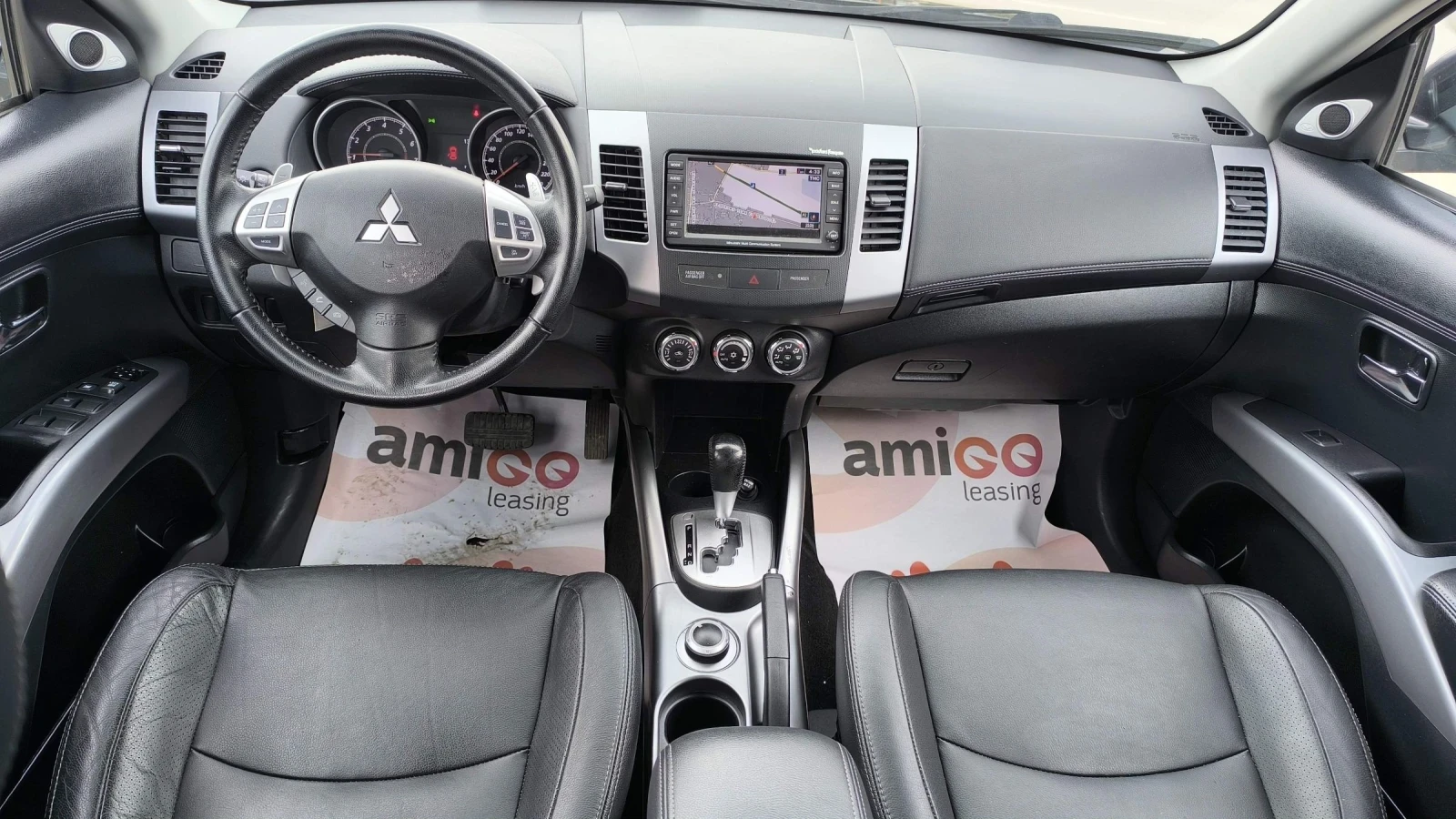 Mitsubishi Outlander 2.4i , снимка 7 - Автомобили и джипове - 54153735