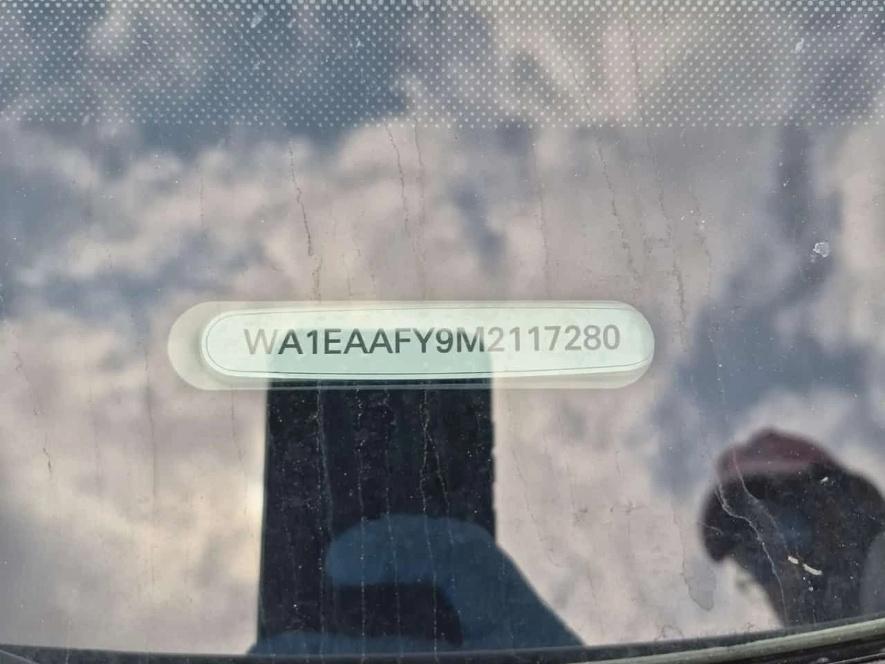 Audi Q5 * PROGRESSIV * KEYLESS* ПОДГРЕВИ* ПАНО* CARFAX, снимка 17 - Автомобили и джипове - 54185724