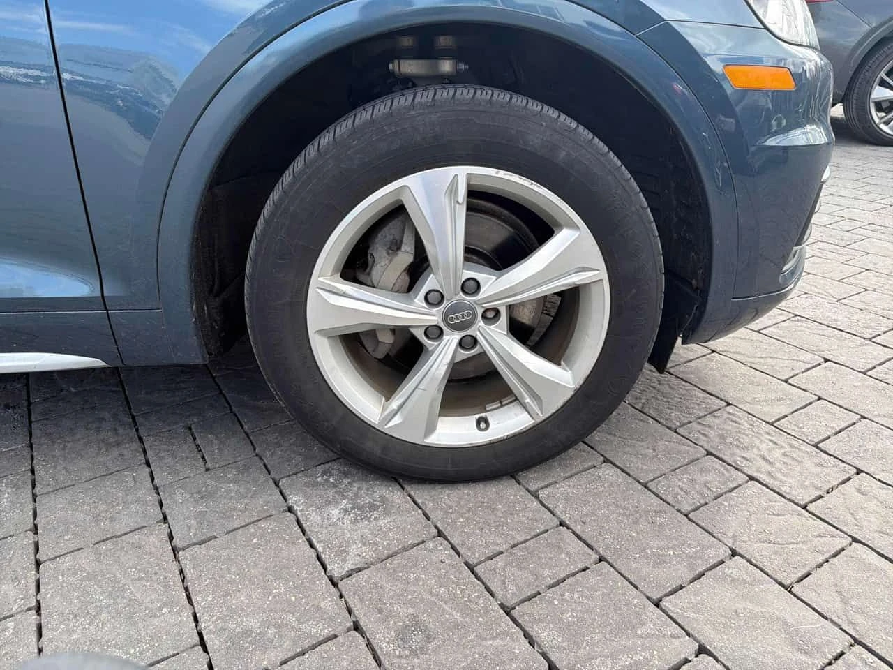 Audi Q5 Progressiv / 360 / ПОДГРЕВИ / МЪРТВА ТОЧКА , снимка 16 - Автомобили и джипове - 54266845