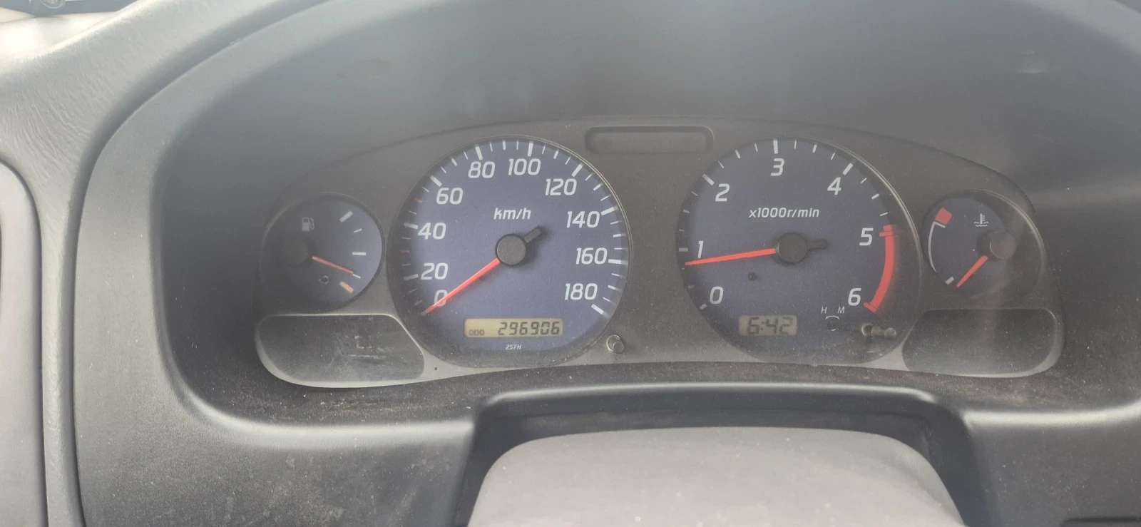 Nissan Navara YD25, снимка 7 - Автомобили и джипове - 54456101