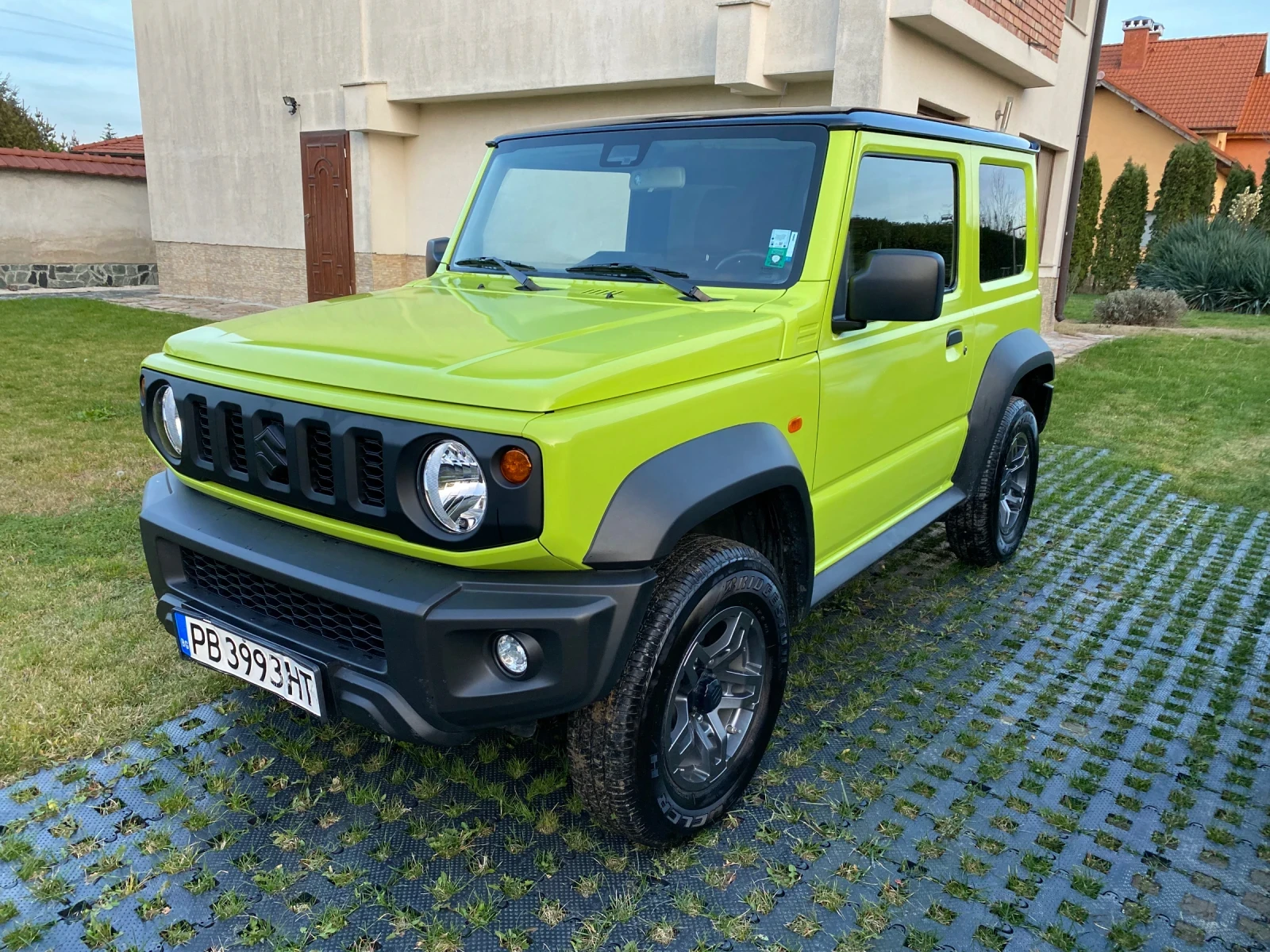 Suzuki Jimny, снимка 2 - Автомобили и джипове - 54568162