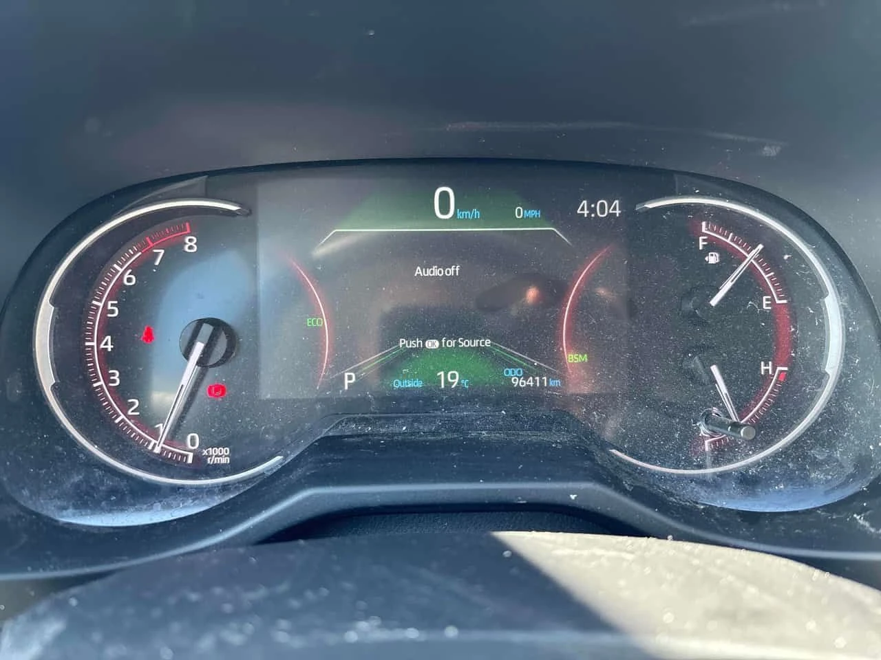 Toyota Rav4 * LE * АВТОКРЕДИТ БЕЗ ПЪРВОНАЧАЛНА ВНОСКА* , снимка 8 - Автомобили и джипове - 55006741