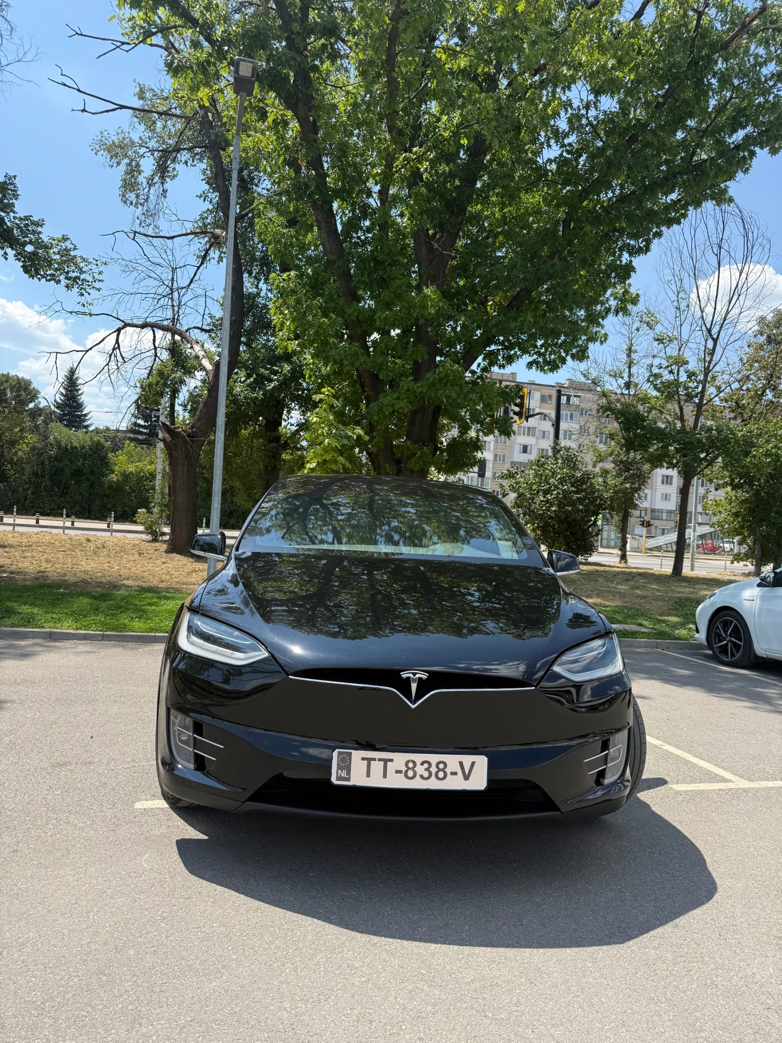 Tesla Model X 75D CCS MCU2 , снимка 5 - Автомобили и джипове - 55576031