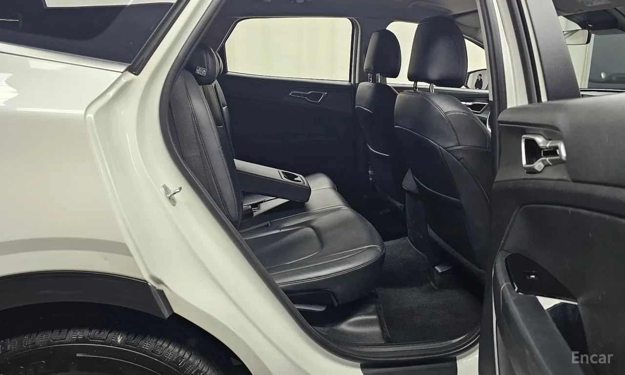 Kia Sportage * Gasoline 1.6 Turbo 2WD * БЕЗ ПЪРВОНАЧАЛНА ВНОСКА, снимка 12 - Автомобили и джипове - 55898066