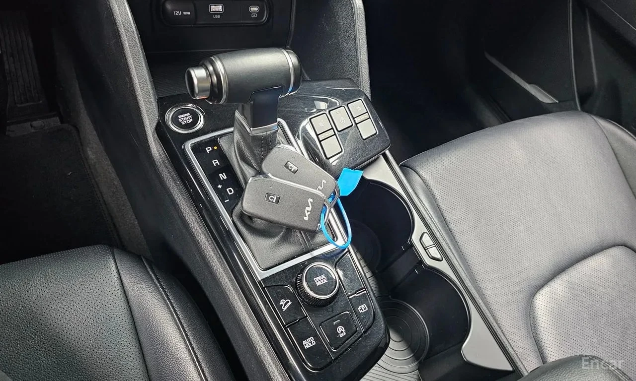 Kia Sportage * Gasoline 1.6 Turbo 2WD * БЕЗ ПЪРВОНАЧАЛНА ВНОСКА, снимка 9 - Автомобили и джипове - 55898066