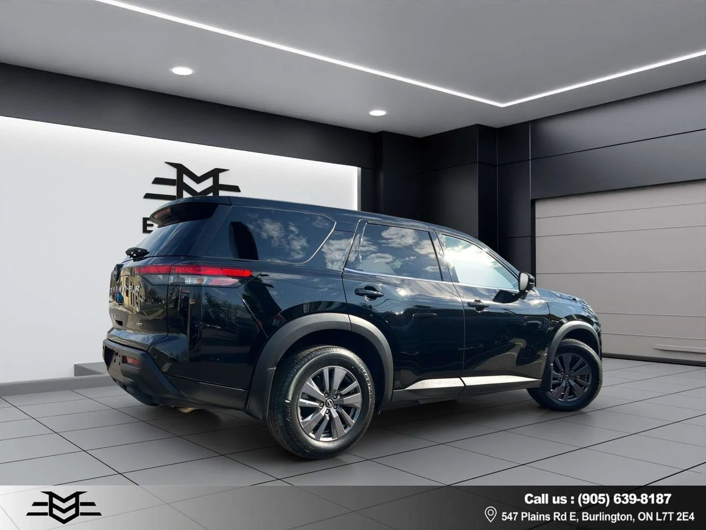 Nissan Pathfinder, снимка 11 - Автомобили и джипове - 56020919