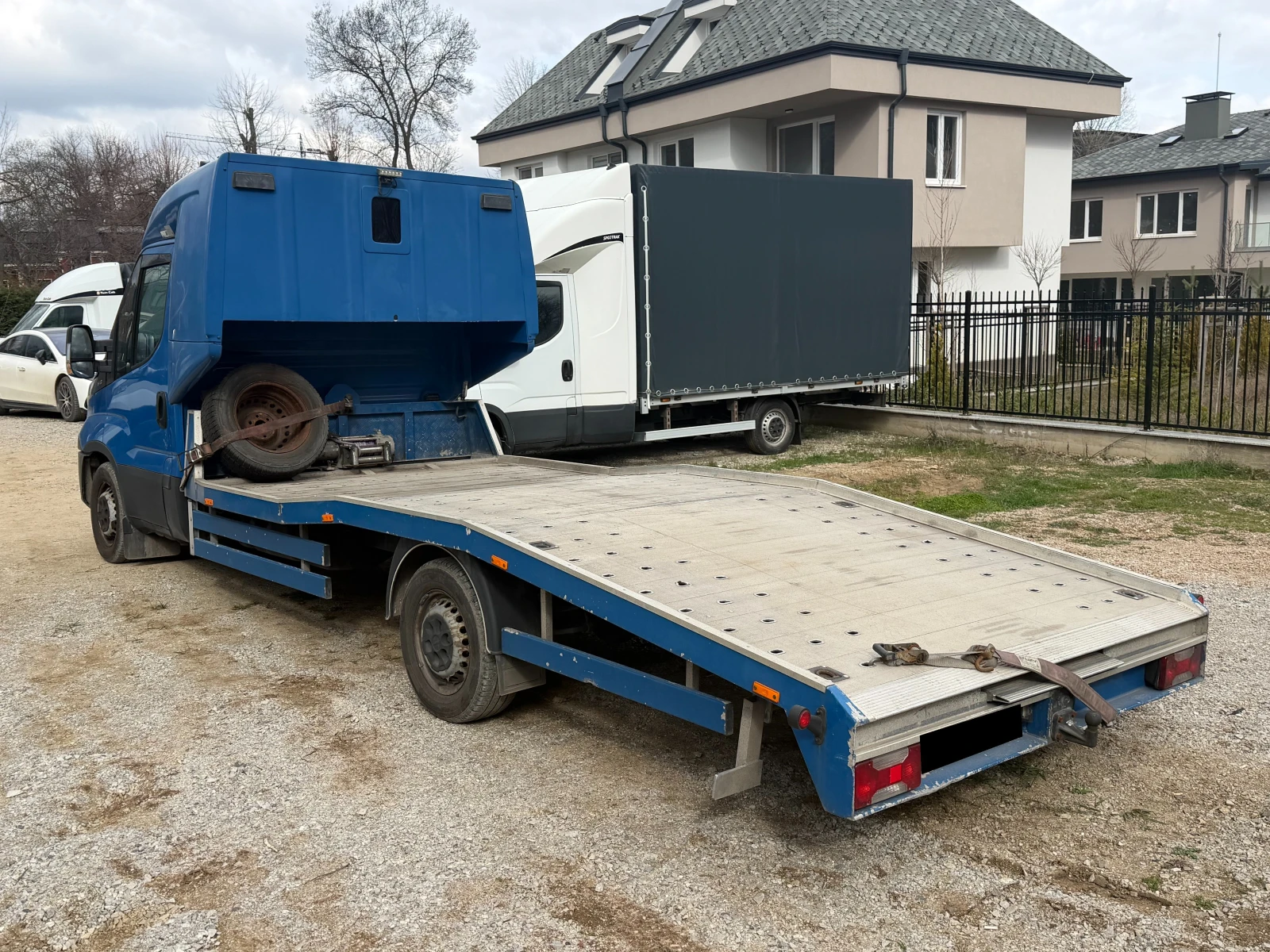 Iveco 35c18 ГОТОВ ЛИЗИНГ/7000 EURO първоначална /ЗАДНА СПАЛНЯ , снимка 5 - Бусове и автобуси - 54023914