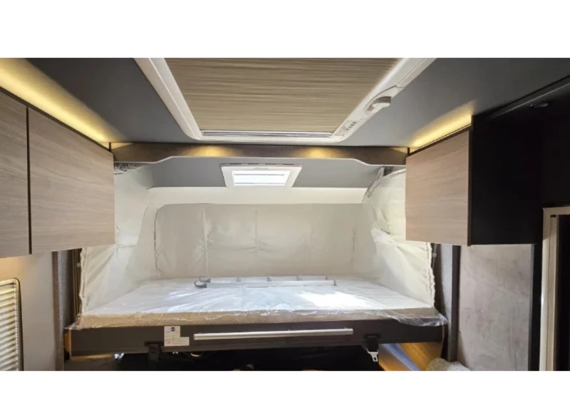 Кемпер Dethleffs Trend 7057 GT, снимка 5 - Каравани и кемпери - 52627701