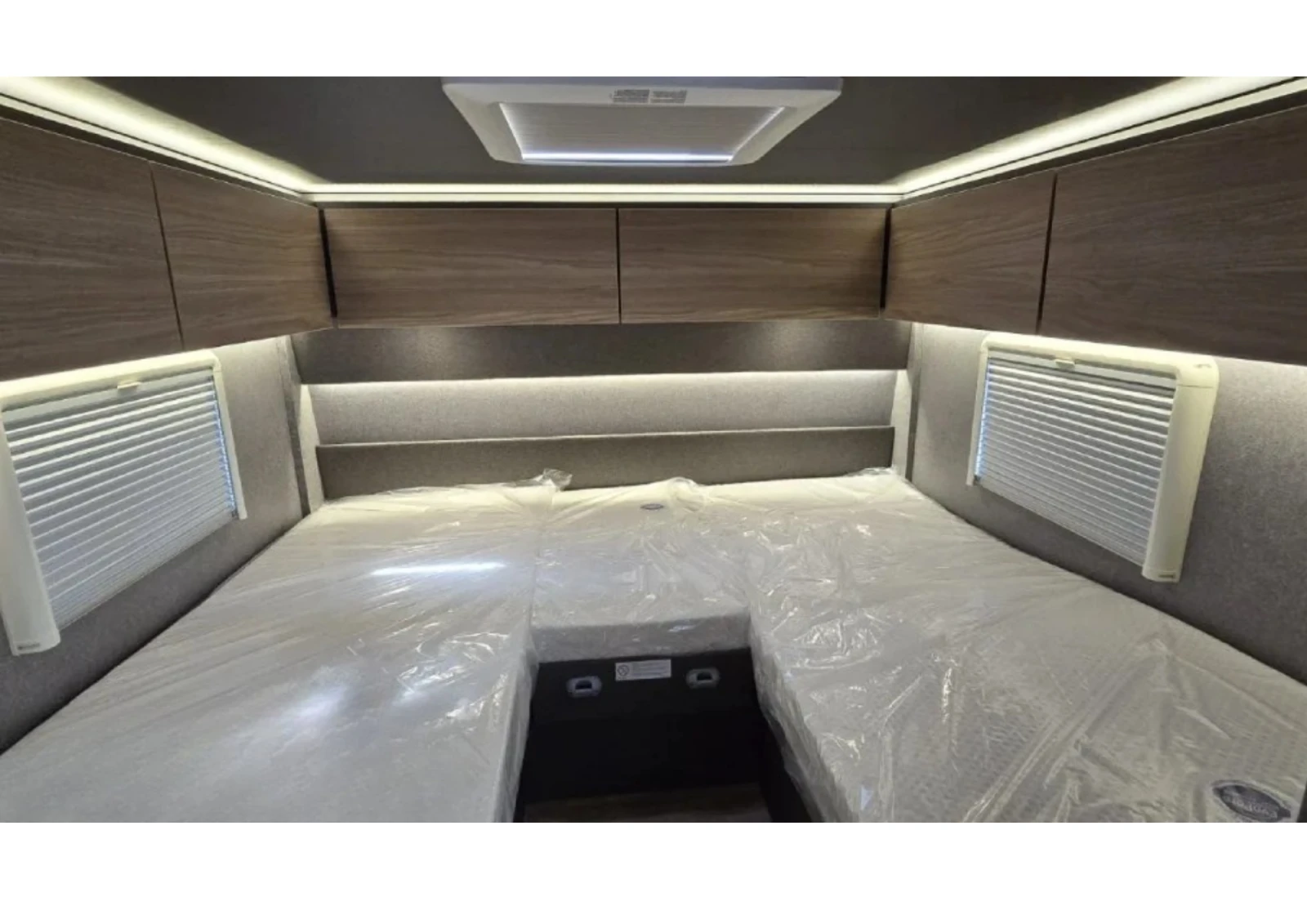 Кемпер Dethleffs Trend 7057 GT - изображение 4