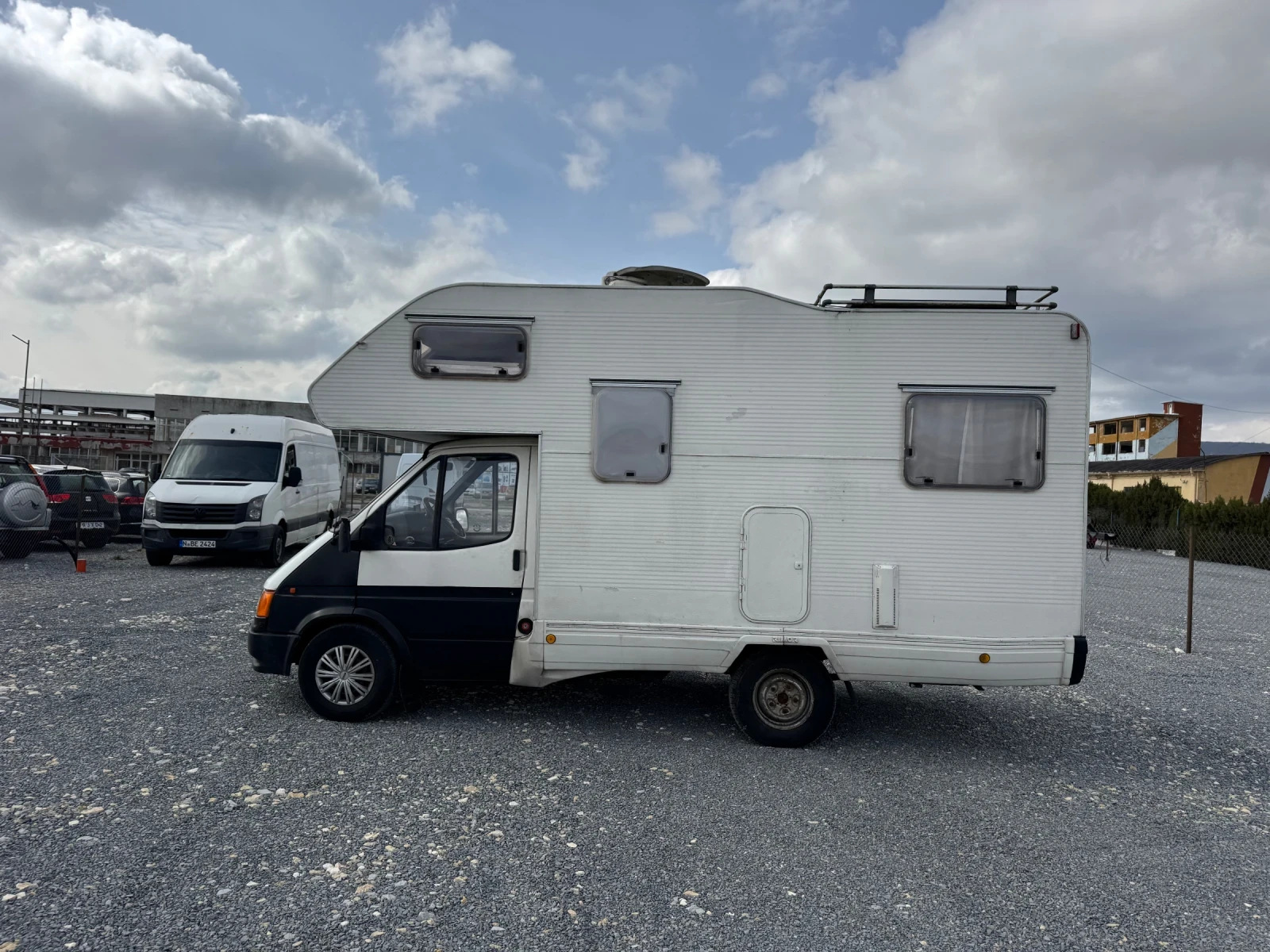 Кемпер Ford KAYAK, снимка 8 - Каравани и кемпери - 53906400