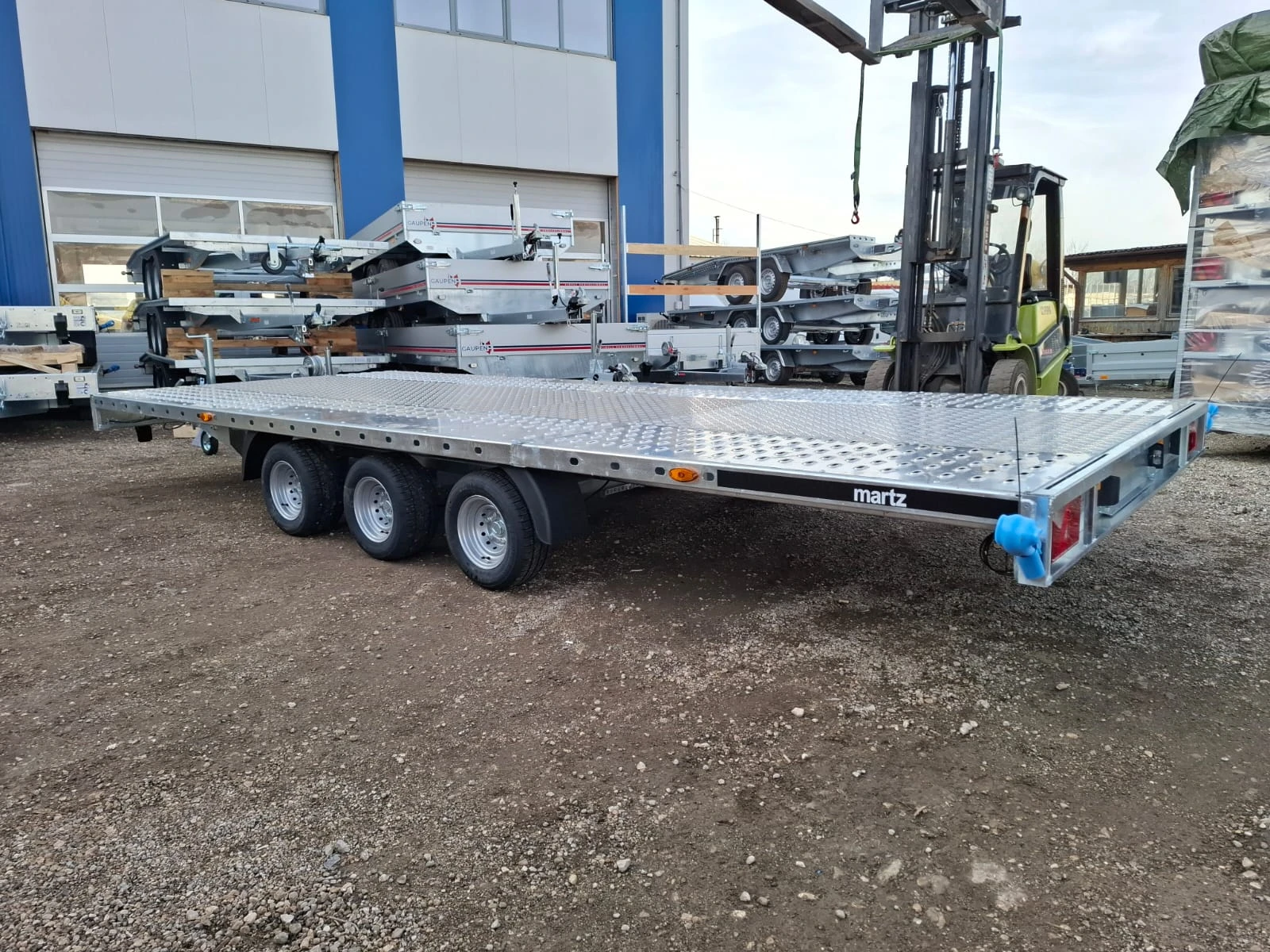 �� ��������� MARTZ GT UNIDECK 550/3 S 3500KG + ALU | Mobile.bg � ����������� 4