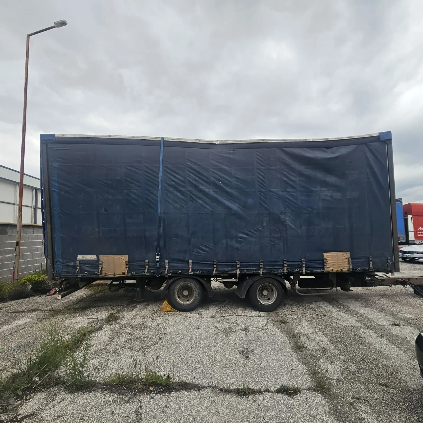 За камион Други Krone, снимка 6 - Ремаркета - 54379627
