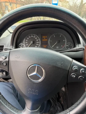 Mercedes-Benz A 180 Elegance, снимка 13