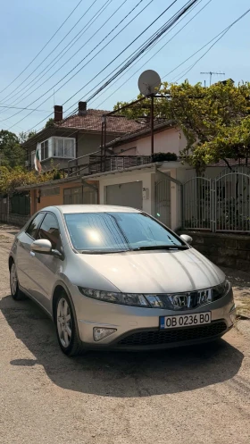 Honda Civic хечбек, снимка 2