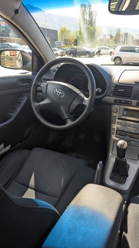 Toyota Avensis 1.8 VVT-I 129HP, снимка 8 - Автомобили и джипове - 45064184