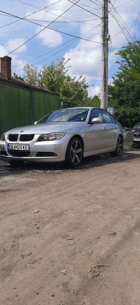 BMW 320, снимка 1 - Автомобили и джипове - 45807383