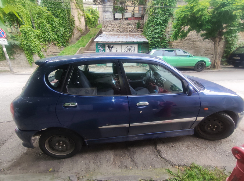 Daihatsu Sirion, снимка 3 - Автомобили и джипове - 45982130