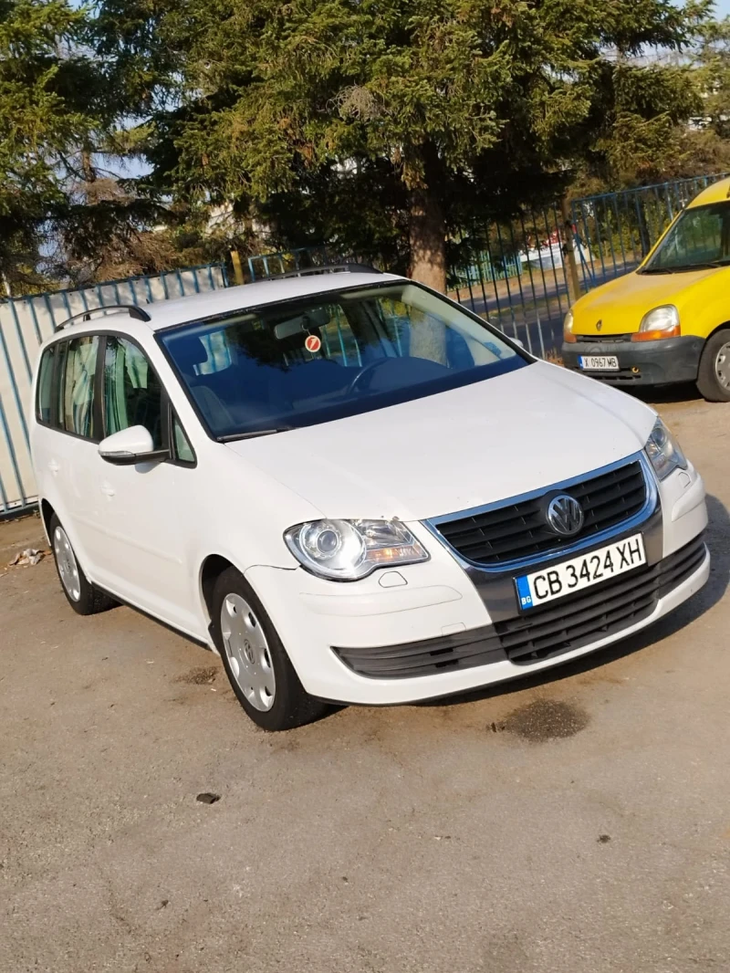 VW Touran, снимка 2 - Автомобили и джипове - 47063860