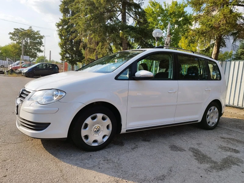 VW Touran, снимка 5 - Автомобили и джипове - 47063860