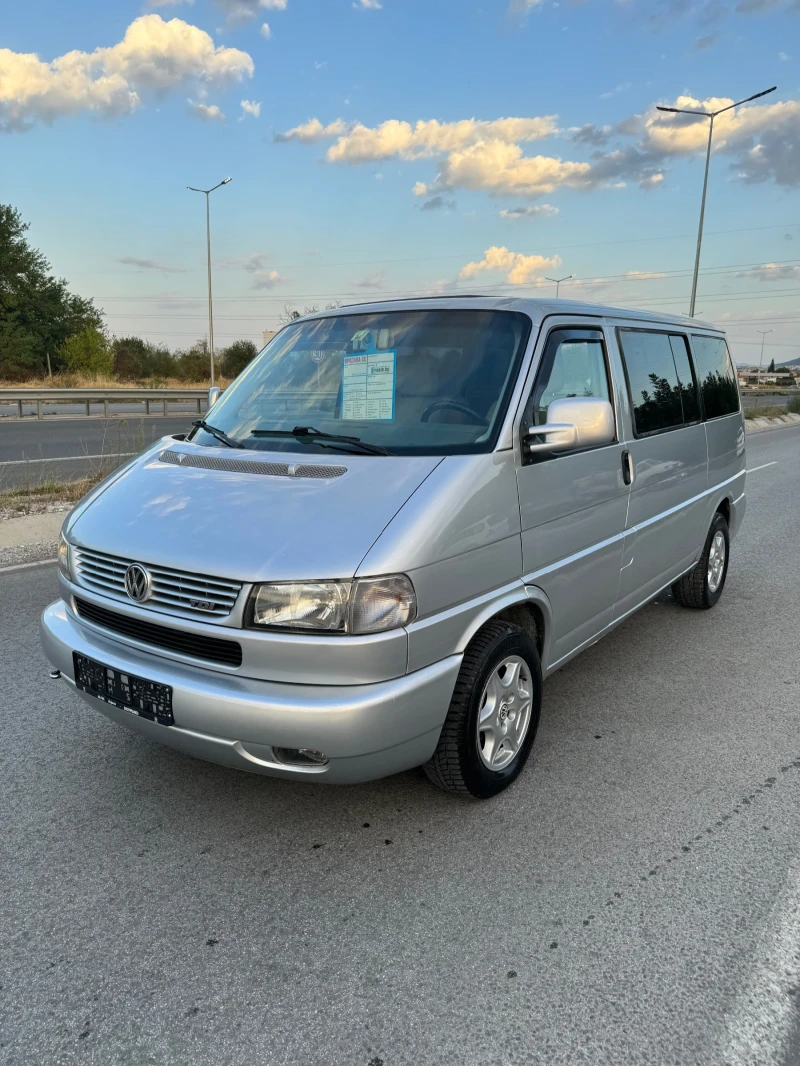 VW Multivan 2.5, снимка 1 - Автомобили и джипове - 47508136