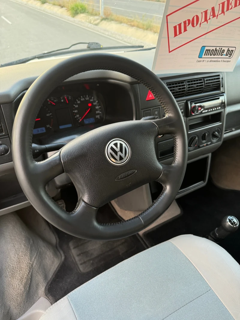 VW Multivan 2.5, снимка 8 - Автомобили и джипове - 47508136