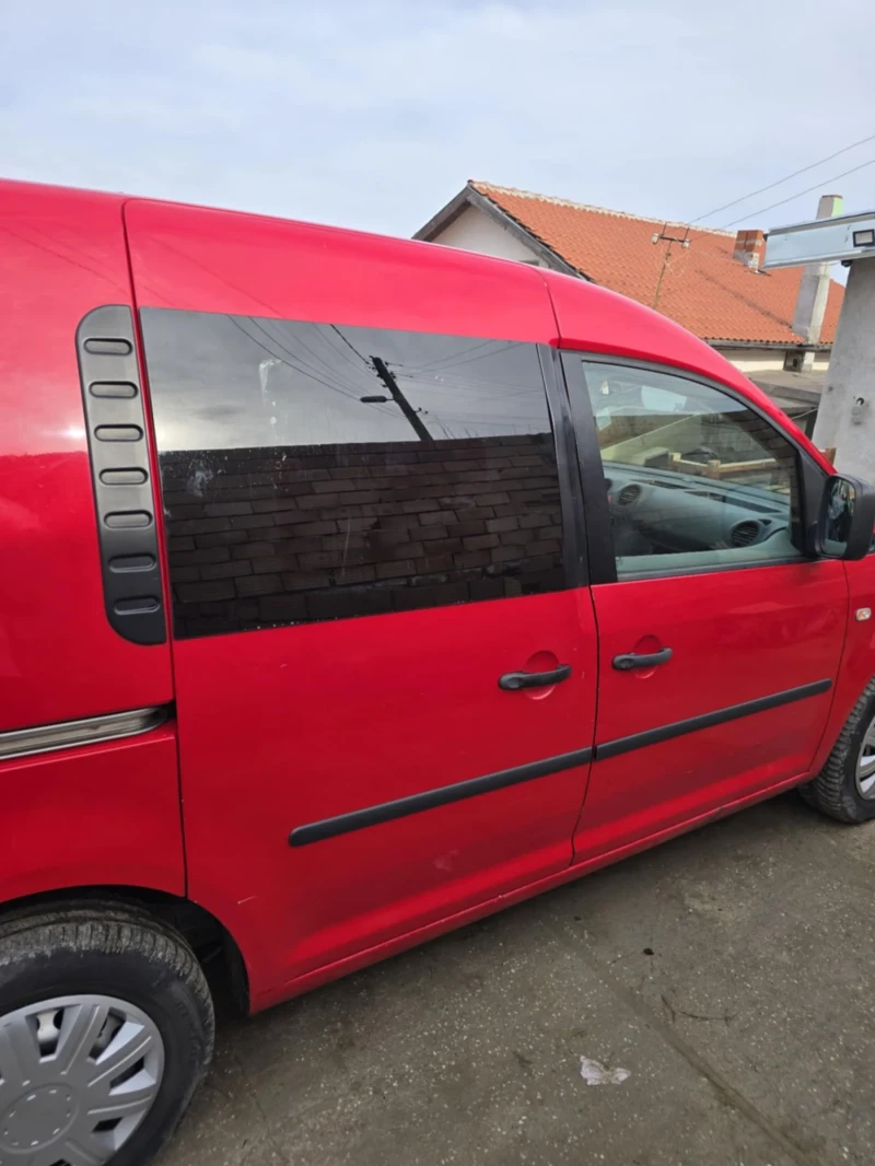 VW Caddy 2.0SDI, снимка 2 - Автомобили и джипове - 48926249