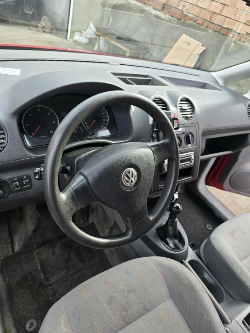 VW Caddy 2.0SDI, снимка 11 - Автомобили и джипове - 48926249