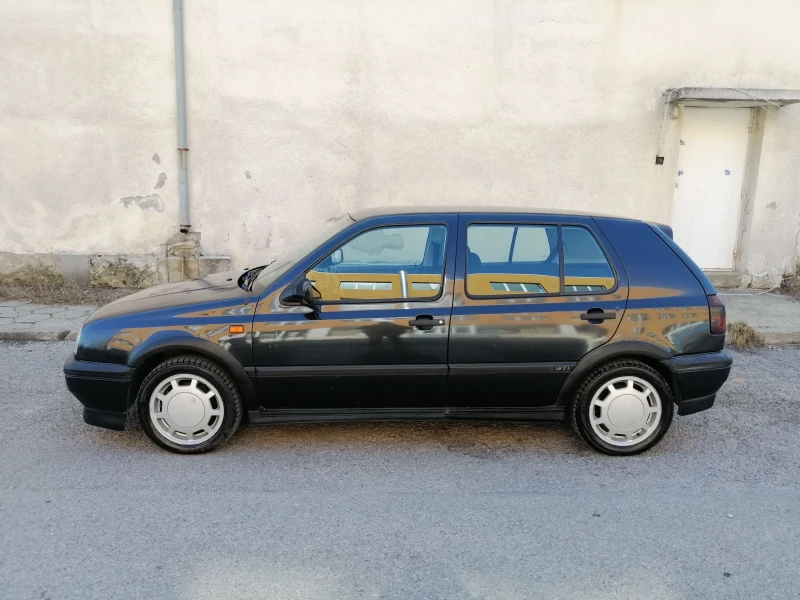 VW Golf 2.0 Gti, снимка 5 - Автомобили и джипове - 49149951