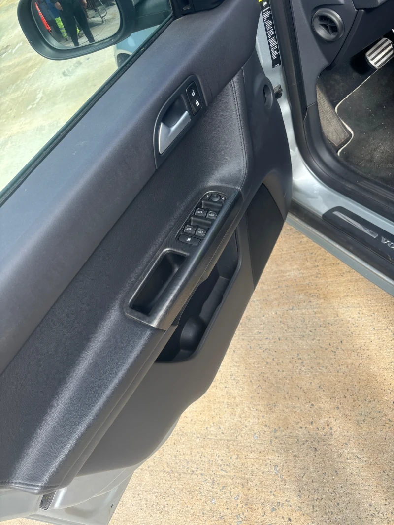 Volvo V50 2.0, снимка 10 - Автомобили и джипове - 52673204