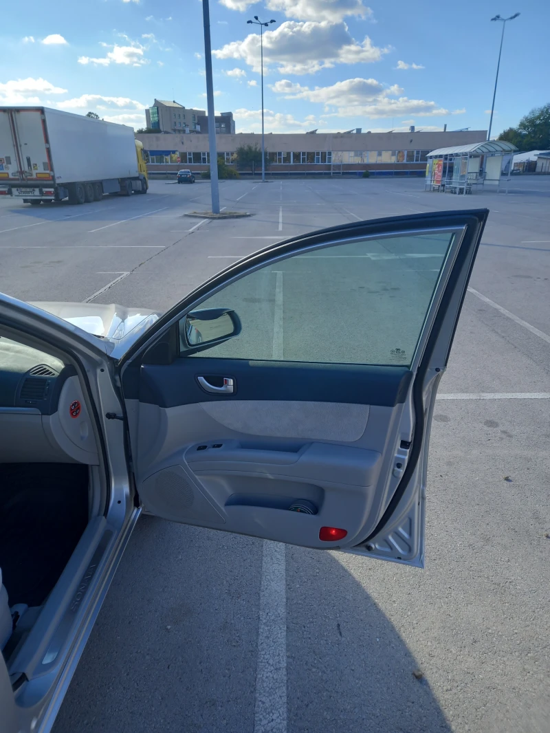 Hyundai Sonata, снимка 10 - Автомобили и джипове - 52108466