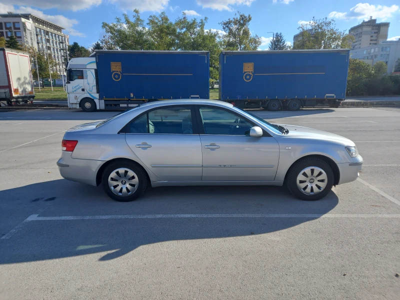 Hyundai Sonata, снимка 3 - Автомобили и джипове - 52108466