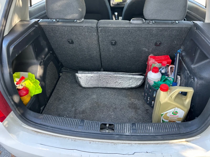 Skoda Fabia, снимка 6 - Автомобили и джипове - 52255650