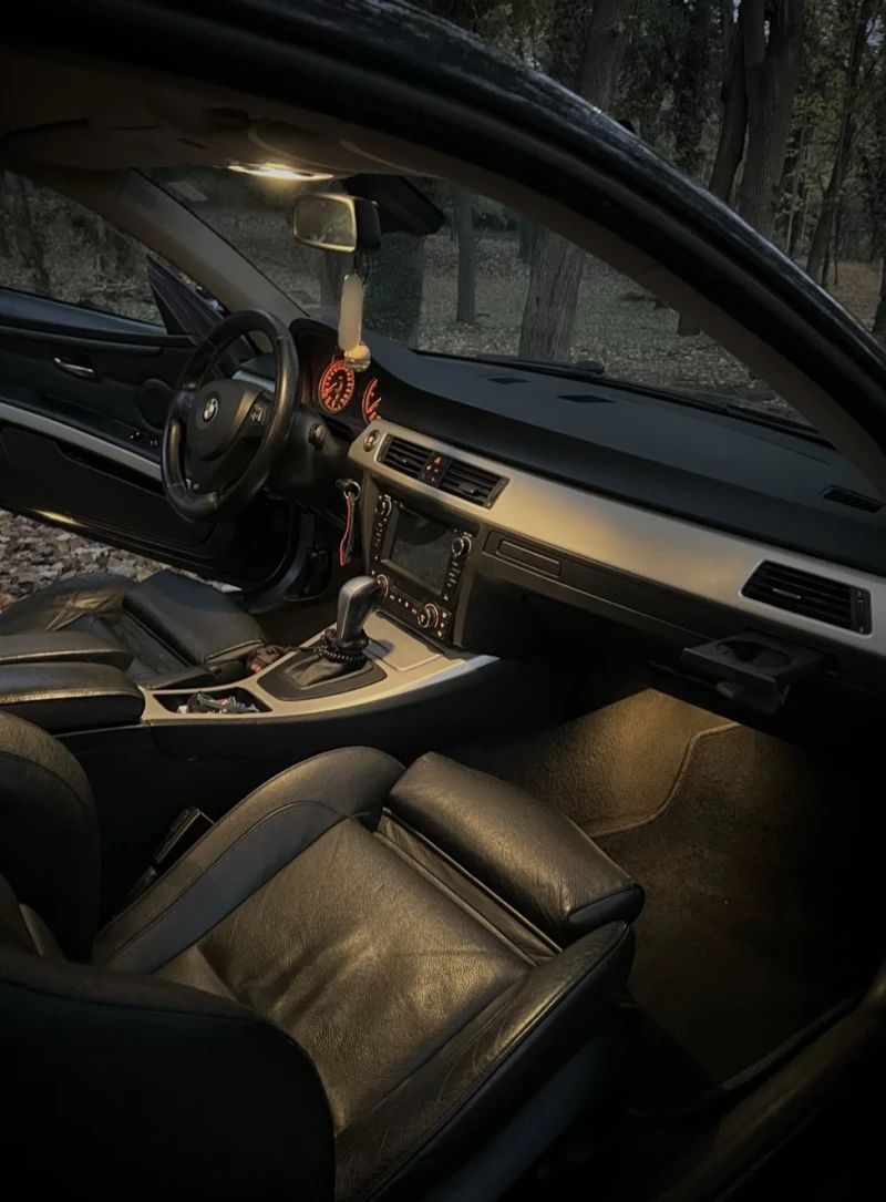 BMW 330 XD, снимка 6 - Автомобили и джипове - 52257571