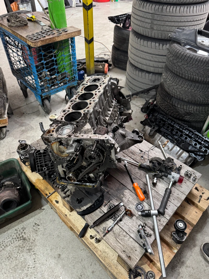 BMW 330 XD, снимка 11 - Автомобили и джипове - 52257571