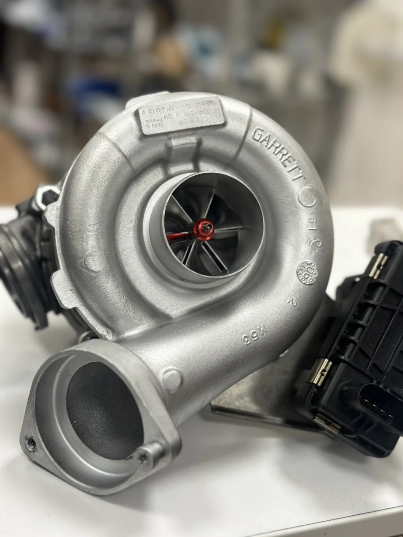 BMW 330 XD, снимка 8 - Автомобили и джипове - 52257571