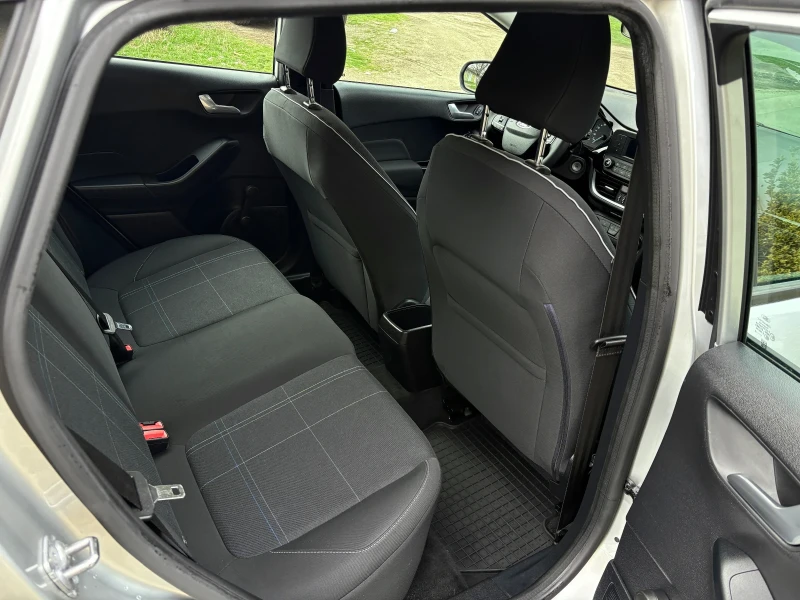 Ford Fiesta 1.1i TREND 121 000км* , снимка 9 - Автомобили и джипове - 53597585